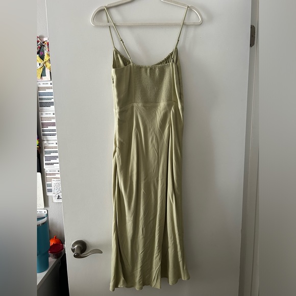 Aritzia Wilfred Bellow Dress - Pastel Sage Green - Picture 4 of 5
